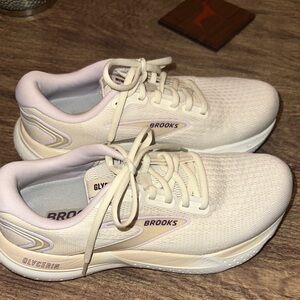 Brooks Women's Glycerin Shoes - Cream